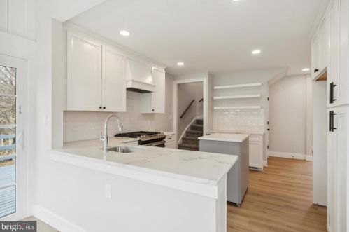 1315 Ashbourne Rd, Melrose Park PA  19027-2678 exterior