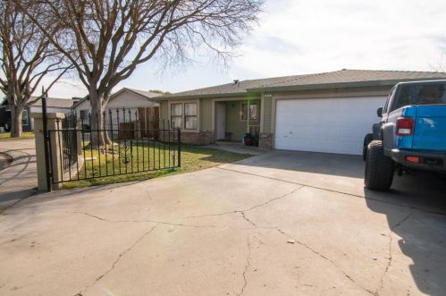 512 Mount Everest Ct, Modesto CA  95358-6316 exterior