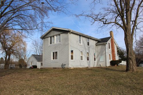 21800 Schroeder Rd, Kansasville, WI 53139-9705