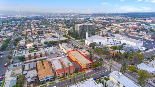 945 Locust Ave, Long Beach CA  90813-5805 exterior
