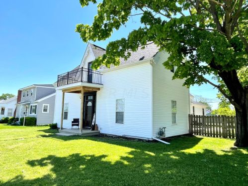 1023 Washington Ave, Washington Ch, OH 43160-2057