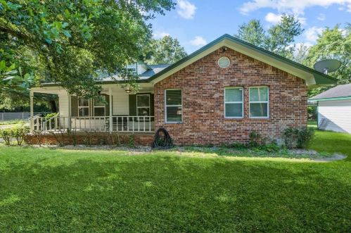 333 Woolridge Dr, Conroe, TX 77301-6231