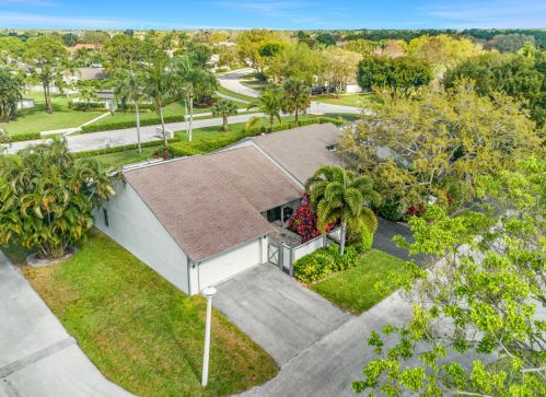13300 Bedford Mews Ct, West Palm Beach, FL 33414-7710