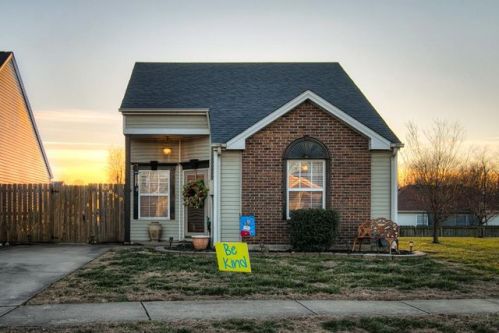 2689 Wisteria Gdns, Owensboro, KY 42303-1592