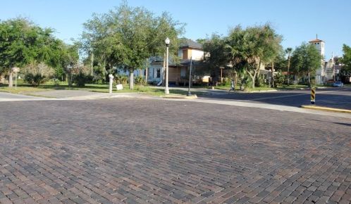 305 Park Ave, Sanford, FL 32771-1931