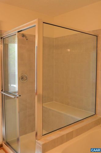 61 Ponderosa Ln, Bybee VA  22963-2405 exterior