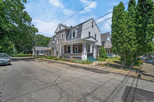 32 Perkins Ave, Norwich, CT 06360-3642