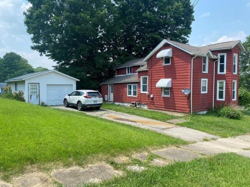 78 Franklin St, Stoneboro, PA 16153-2553