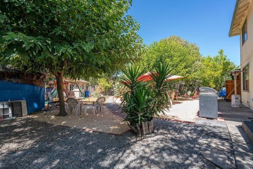 108 Duchess Ct, Windsor CA  95492-8043 exterior