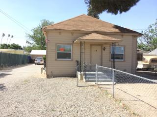 213 Kimball Ave, Hemet CA  92543-4141 exterior