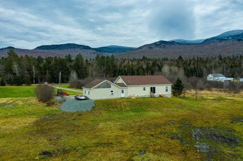 1361 Lost Nation Rd, Northumberland, NH 03582-4516