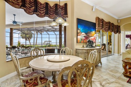 3618 Indian Riv Dr, Cocoa FL 32926-8705 exterior