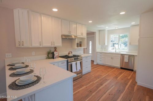 926 Talbert Ave, Simi Valley CA 93065-5038 exterior