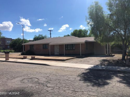 2309 Avenida El Capitan, Tucson AZ  85705-5738 exterior