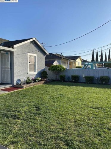 1870 Kammerer Ave, San Jose, CA 95116-3013