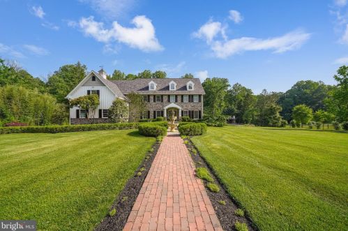 12 Raintree Rd, Chadds Ford, PA 19317-9331