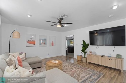 1831 56 Ave, Hollywood FL exterior