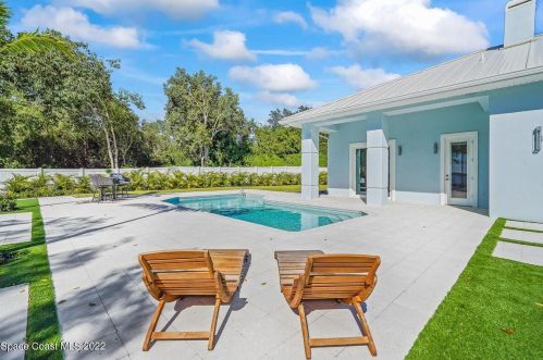8475 Tropical Trl, Merritt Island FL  32952-6805 exterior