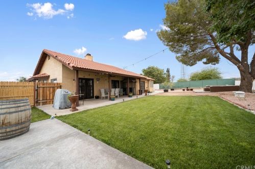 26558 Lakeview Dr, Helendale CA  92342-7804 exterior