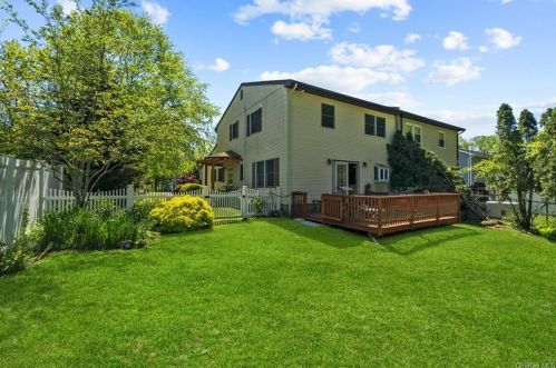 35 Green Ave, Valley Cottage NY  10989-1952 exterior