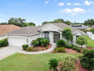 480 Quail Hill Dr, De Bary, FL 32713-4570