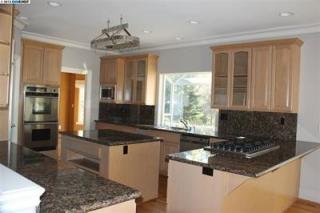 124 Meadow Crest Ln, Walnut Creek CA  94595-2656 exterior