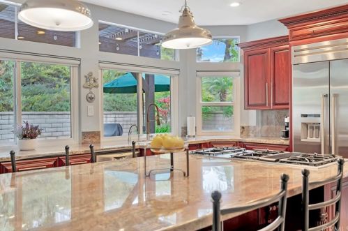 2352 Eaglewood Dr, Chino Hills, CA 91709-1761