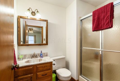 391 Waverly Ave, Washington Ch OH  43160-2464 exterior