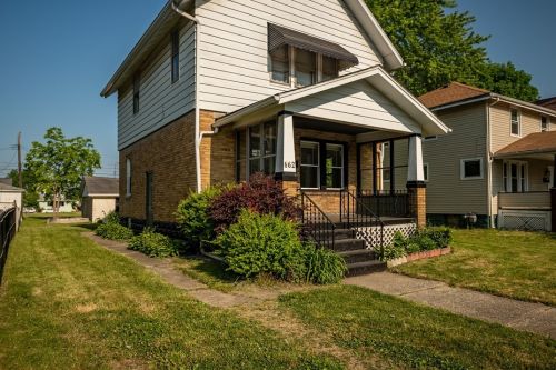 662 Stambaugh Ave, Hermitage PA  16146-4131 exterior