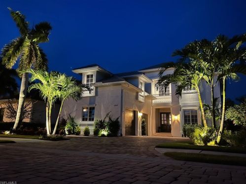 6869 Il Regalo Cir, Naples FL  34109-6818 exterior