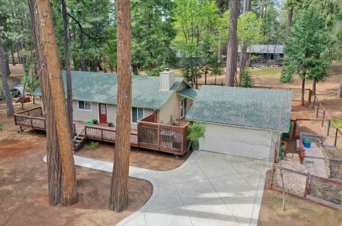 5638 Lupin Ln, Pacific House, CA 95726-9418