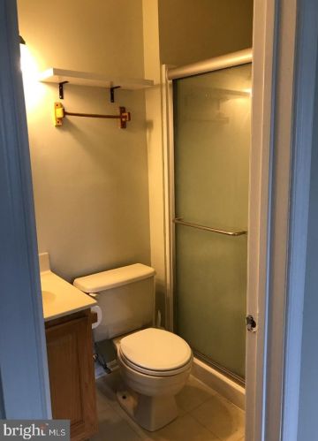 3094 Harbour Dr, Palmyra NJ 08065-2217 exterior