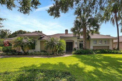 7632 Apple Tree Cir, Orlando, FL 32819-4637