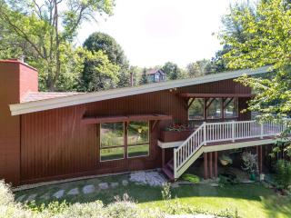 5211 Fillmore St, Minneapolis, MN 55421-1834