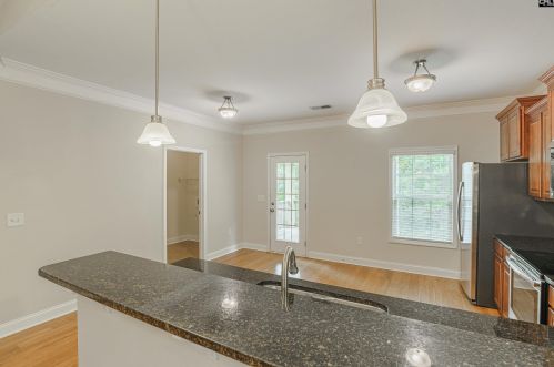 272 Tufton Ct, Cayce-West Columbia SC  29033-2752 exterior