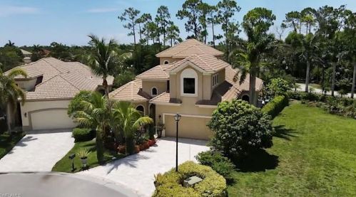2832 Coco Lakes Dr, Naples, FL 34105-4511
