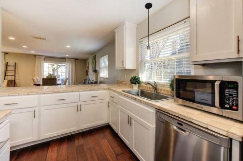 130 Remington Dr, Folsom CA  95630-4824 exterior