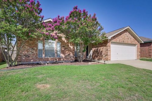 1711 Tonya May Ln, Midlothian TX  76063-5938 exterior