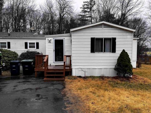 112 Cotton Farm Rd, Danville NH  03819-5139 exterior