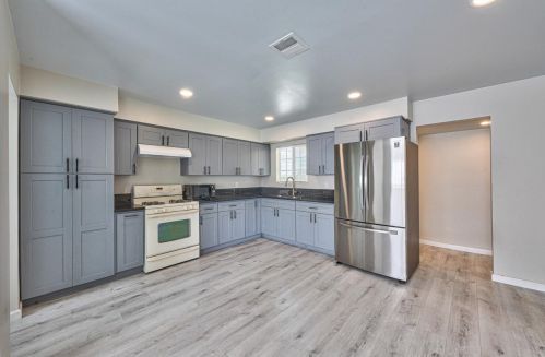 740 Colorado Ave, Los Banos CA  93635-3301 exterior