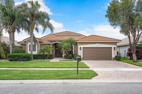 7894 Rinehart Dr, Boynton Beach, FL 33437-6363