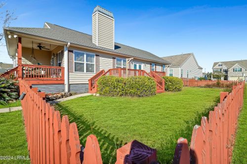 21 Bradford Ct, Beaufort SC  29902-3307 exterior