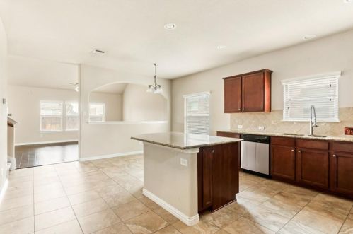 111 Tascate St, Georgetown TX  78628-4019 exterior