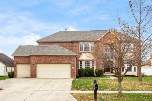 4767 Heycross Dr, Darbydale, OH 43123-8715