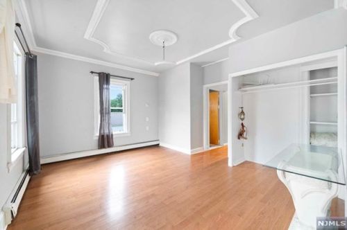 237 Passaic Ave, Bloomfield, NJ 07003-3833
