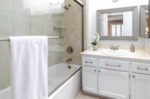 1209 Parr Ave, Campbell CA  95008-6411 exterior