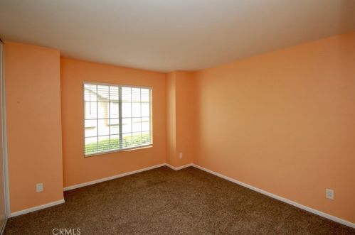 73 Woodleaf, Irvine CA  92614-7081 exterior