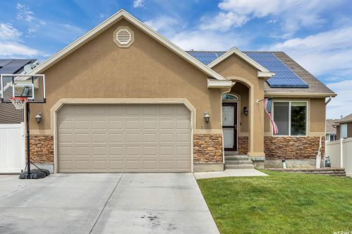 6062 Stillridge Dr, Salt Lake City, UT 84128-5654