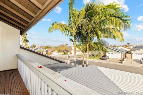 11122 Avenida Del Gato, San Diego CA 92126-1740 exterior