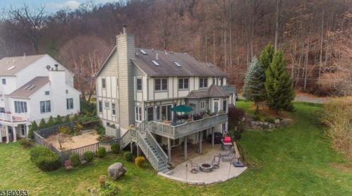 608 Shore Trl, Sparta NJ  07871-1329 exterior